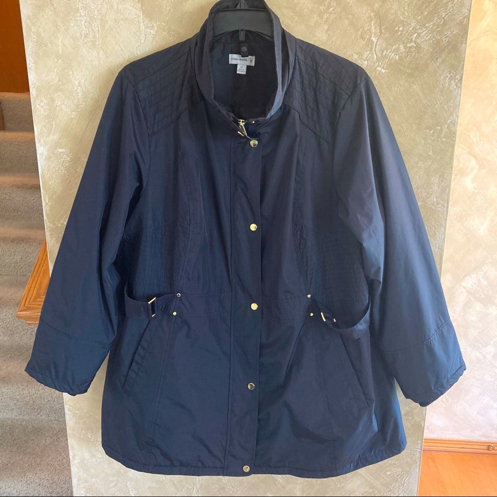 Susan Graver Light Weight Coat